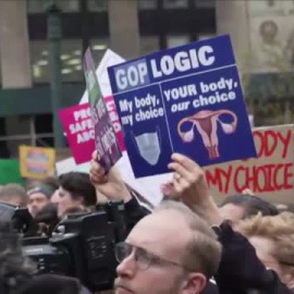 Protestas contra el borrador que pretende abolir el aborto en Estados Unidos