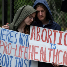 Protesta contra la posible revocación del aborto en Washington.