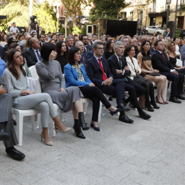 Los ministros José Luis Escrivá, Irene Montero, Diana Morant, Carolina Darias, Félix Bolaños, Fernando Grande-Marlaska, Margarita Robles, Pilar Llop, José Manuel Albares y Yolanda Díaz, junto al presidente del Gobierno, Pedro Sánchez, en el acto in