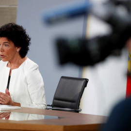 La ministra de Educación y portavoz del Gobierno, Isabel Celaá, durante la rueda de prensa posterior a la reunión del Consejo de Ministros. EFE/Chema Moya