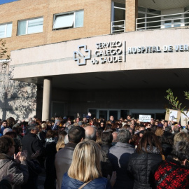 Manifestación frente al hospital de Verín. Fecha: 30 de noviembre. (Foto de Raquel Besteiro, vecina)