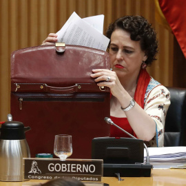 La ministra de Trabajo, Migraciones y Seguridad Social, Magdalena Valerio, al inicio de su comparecencia en el Congreso. EFE/Chema Moya