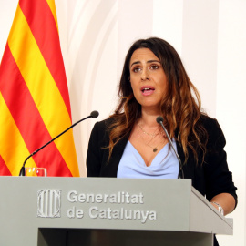 La portaveu del Govern, Patrícia Plaja, durant una roda de premsa.