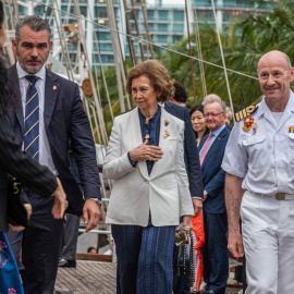 La reina Sofía de España acude a la presentación del Diccionario Biográfico Español digital electrónico (DB-e), este sábado, en Bayfront Park, en Miami (Estados Unidos).