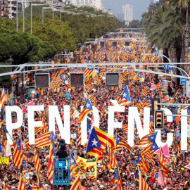 Vista de la avenida Diagonal de Barcelona durante la manifestación. - EFE