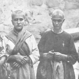 Mujeres rapadas en Oropesa (Toledo).