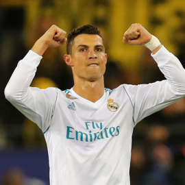 Cristiano Ronaldo celebra uno de sus goles al Borussia Dortmund. REUTERS/Wolfgang Rattay