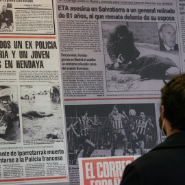 Exposición en Gasteiz de ETA representada en la prensa (Archivo).