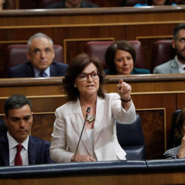 12/09/2018.- La vicepresidenta del Gobierno, Carmen Calvo, interviene en la sesión de control al Gobierno hoy en el Congreso. EFE/Juan Carlos Hidalgo