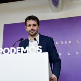 El Secretario de la mesa del Congreso, Javier Sánchez (Podemos). — La Base