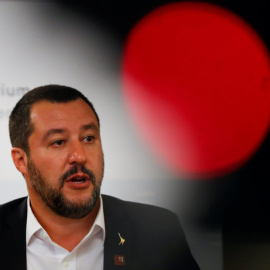 El ministro del Interior italiano, Matteo Salvini, durante su intervención ante la prensa tras reunirse con su homólogo austriaco. (LEONHARD FOEGER | REUTERS)