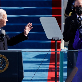 El presidente Joe Biden y la vicepresidenta Kamala Harris durante la ceremonia de investidura de su mandato en el Capitolio.