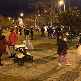 Vecinos se echan a la calle después de tres terremotos prácticamente consecutivos en Granada.