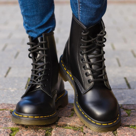 Imagen de unas botas Dr. Martens.