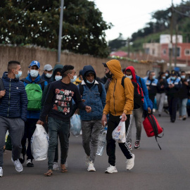 Regreso de 50 migrantes al campamento Las Raíces