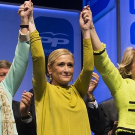 La presidenta de la Asamblea de Madrid, Paloma Adrados; la de la Comunidad, Cristina Cifuentes; y su antecesora, Esperanza Aguirre, en una imagen de archivo. EFE