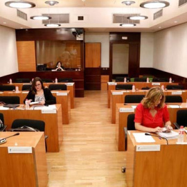 Comisión de la Mujer en el Parlamento de Castilla-La Mancha. (EP)