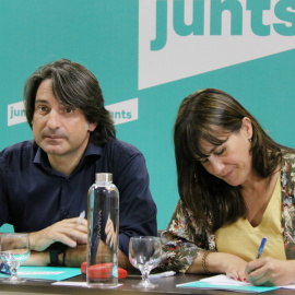 Els vicepresidents de Jxcat Francesc de Dalmases i Aurora Madaula en la reunió de l'executiva del partit.