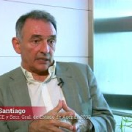 Enrique Santiago: "Es imprescindible una reforma fiscal en profundidad"