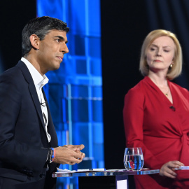 (17/07/2022) Rishi Sunak y Liz Truss durante un debate televisado en ITV, a 17 de julio de 2022.