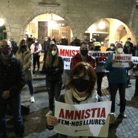 Concentració a la plaça del Vi de Girona.