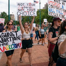 21/07/2022 - Manifestación contra el Tribunal Supremo en el caso Dobbs vs Jackson Women's Health que elimina el derecho federal al aborto en Atlanta, (Georgia), el 25 de junio de 2022.