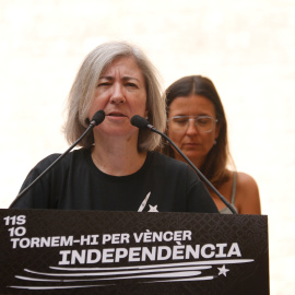 La presidenta de l'ANC, Dolors Feliu, durant una roda de premsa.