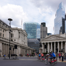 Vista de la sede del Banco de Inglaterra, en la City londinense. REUTERS/Maja Smiejkowska