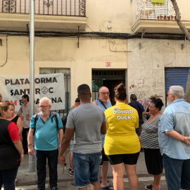 Concentració durant un desnonament a Badalona.