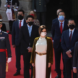 La presidenta de la Comunidad de Madrid, Isabel Díaz Ayuso, preside un acto cívico-militar en homenaje a los fallecidos en los levantamientos del 2 de mayo de 1808 contra las tropas francesas, celebrado este domingo, Día de la Comunidad de Madrid, en l