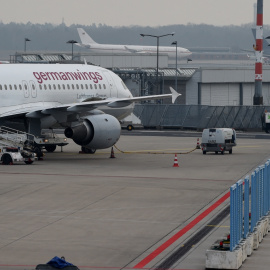 24/3/15 El aeropuerto Colonia/Bonn, a donde estaba destinado el jet privado del dueño de la empresa Quick Air antes de estrellarse en el Báltico.