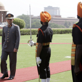 El exgeneral del Ejército chileno Juan Emilio Cheyre durante una visita a Nueva Delhi en 2005. / AFP - PRAKASH SINGH