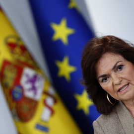 La vicepresidenta del Gobierno, Carmen Calvo, durante la rueda de prensa posterior a la reunión del Consejo de Ministros. EFE/Javier Lizón