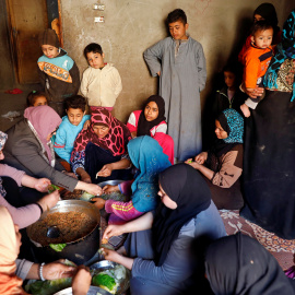 An Egyptian family prepares a cabbage meal for lunch in the province of Fayoum, southwest of Cairo, Egypt February 19, 2019. Picture taken February 19, 2019. REUTERS/Hayam Adel