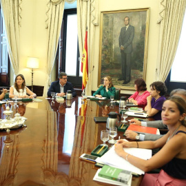 Imagen de una reunión de la Mesa del Congreso, presidida por Ana Pastor. E.P.