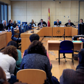 Vista de la reunión de la Sala de Apelación de la Audiencia Nacional, que revisa la sentencia que condenó a penas de entre 2 y 13 años de cárcel a ocho acusados de participar en la agresión a dos guardias civiles y sus parejas en la localidad navarr