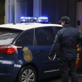 Un coche de la Policía Nacional | EFE/Archivo