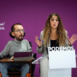 El secretario de Organización de Podemos Pablo Echenique, y la portavoz de Podemos Noelia Vera, durante rueda de prensa tras el Consejo de Podemos.-EFE/Luca Piergiovanni