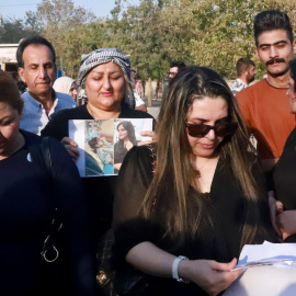 Los kurdos iraníes participan en una marcha en un parque en la ciudad kurda iraquí de Sulaimaniya contra el asesinato de Mahsa Amini, a 19 de septiembre de 2022.