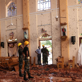 22/04/2019 - La iglesia católica de San Sebastián después de las explosiones en Negambo, el 22 de abril de 2019 | REUTERS / Athit Perawongmetha