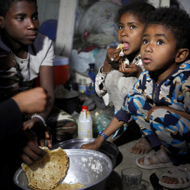 Los niños desplazados de la ciudad portuaria de Hodeidah  |  Archivo/Reuters