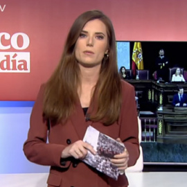 Núria Martínez, durante el informativo 'Público al Día' del 25 de febrero.