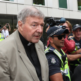 El cardenal australiano George Pell llega a la Corte este martes en Melbourne (Australia) | EFE/ David Crosling