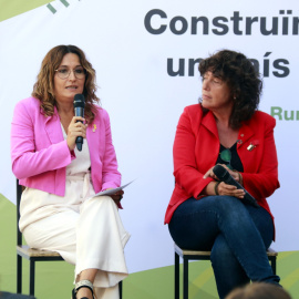 15/09/2022 - Les conselleres de la Presidència, Laura Vilagrà, i Acció Climàtica, Teresa Jordà, en la presentació de l'Estatut del món rural.