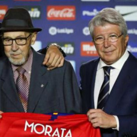 Manuel Briñas, durante la presentación de Álvaro Morata. / EFE