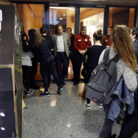 Encierro de alumnas en la Facultad de Filosofía y Ciencias de la Educación de la UV | EFE