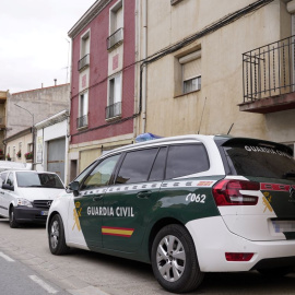 Un vehículo de la Guardia Civil en una imagen de archivo fechada el 24 de mayo de 2022, en Entrena, La Rioja.