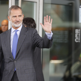 29/09/2022.- El rey Felipe VI, tras su participación en el XXI Congreso de directivos CEDE (Confederación Española de Directivos y Ejecutivos) que este año lleva por título "El directivo frente a la transición a un nuevo mundo", celebrado este jueve