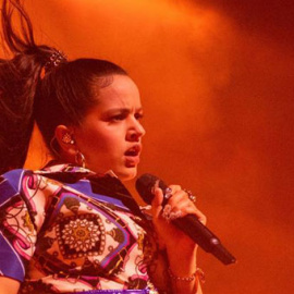 Rosalía, en el Webster Hall de Manhattan. / EDUARDO MUÑOZ (EFE)