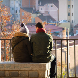 La pareja se ve afectada por la simulación de emociones en el trabajo. Sinc / David Fernández